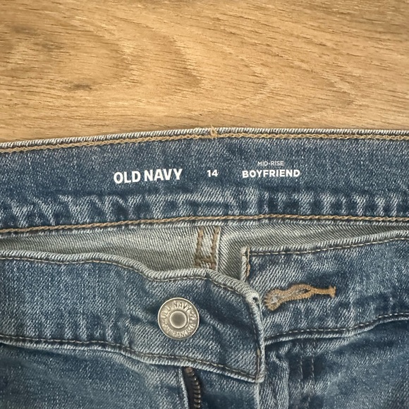 Womens Old Navy Jeans - Picture 2 of 3